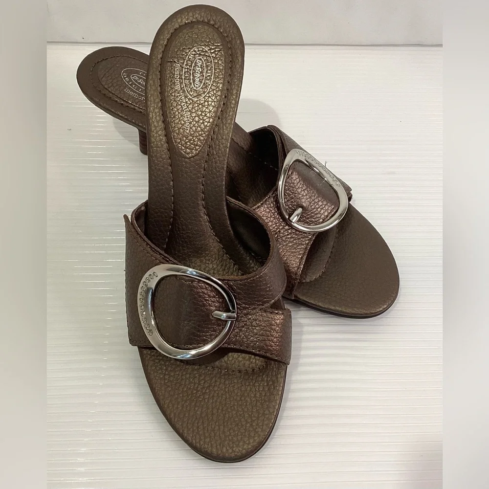 Dr. Scholl’s Leather Woman’s Sandals Slip on Shoes Size 8M Color Bronze Heel 2” - Picture 2 of 12